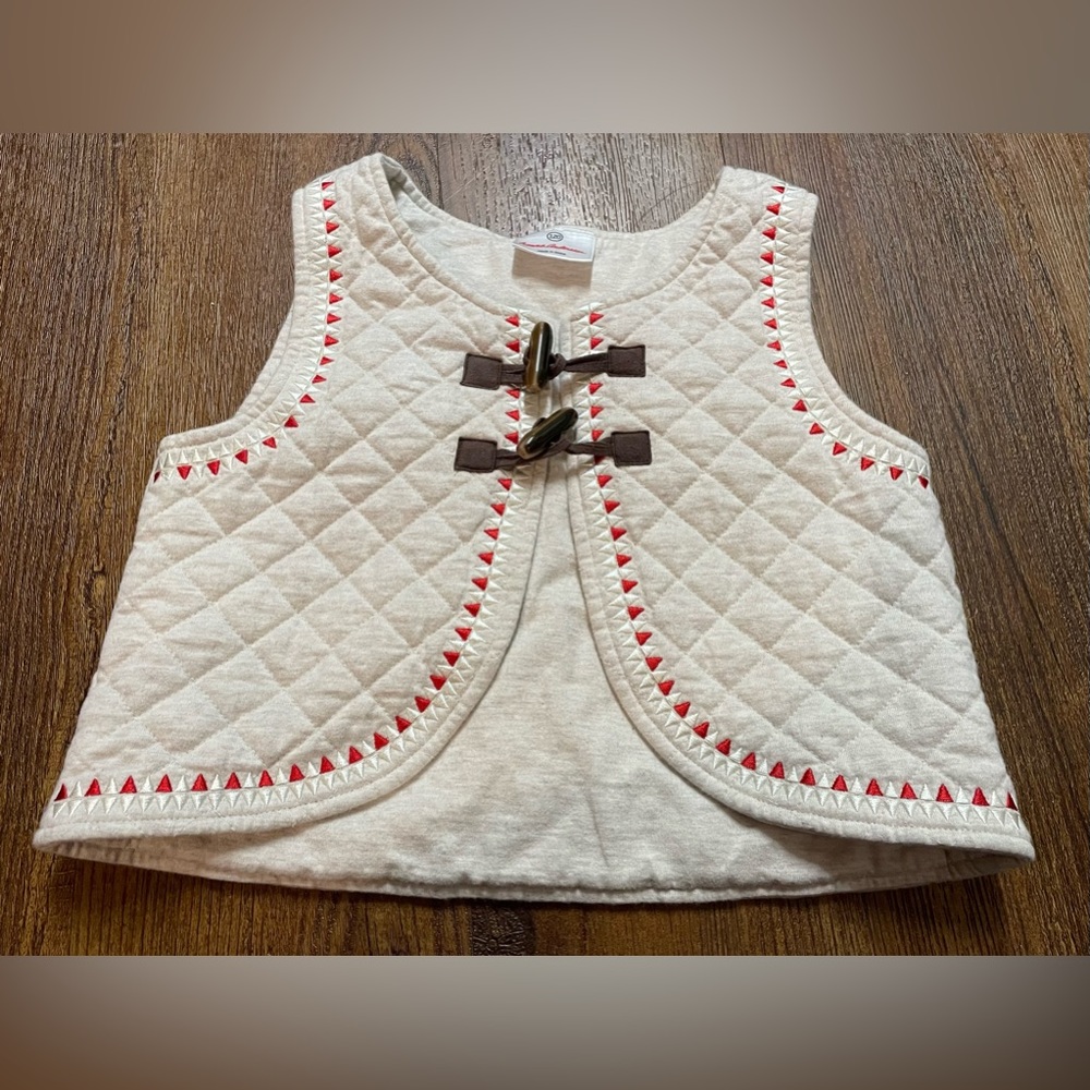 Hanna Andersson Cream Quilted Vest with Red Trim